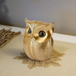 Modern-Classy-Ceramic-Showpiece