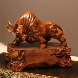 SMOKEY COCKTAIL Bold Bull Decor Piece