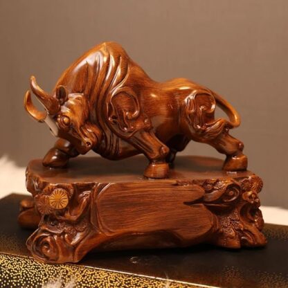 SMOKEY COCKTAIL Bold Bull Decor Piece